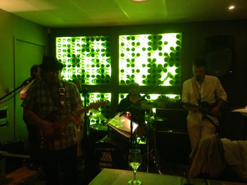 GAST AR BLUES au pub