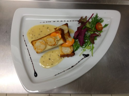 croustillant  brioché de st jacques, beurre blanc à la menthe 