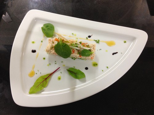 fraicheur  de crabe, tartare de concombre, vinaigrette acidulée